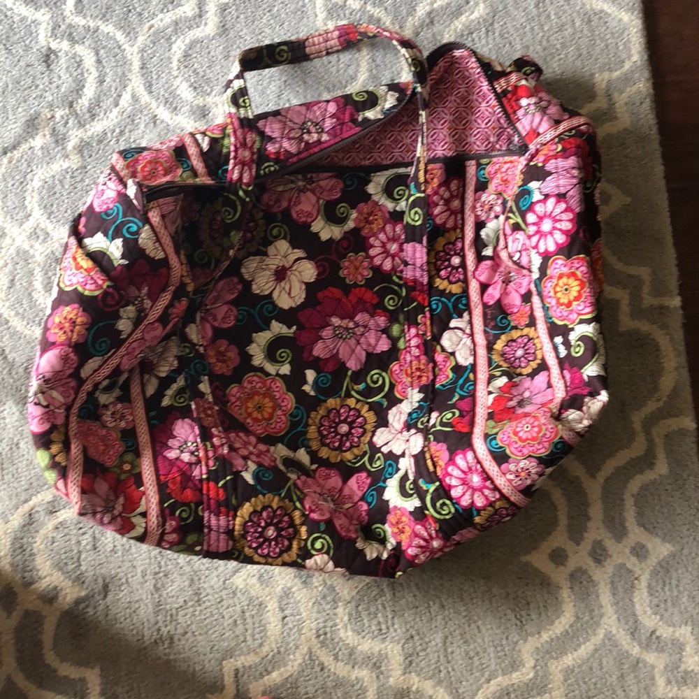 Beautiful large Vera Bradley Duffle bag!